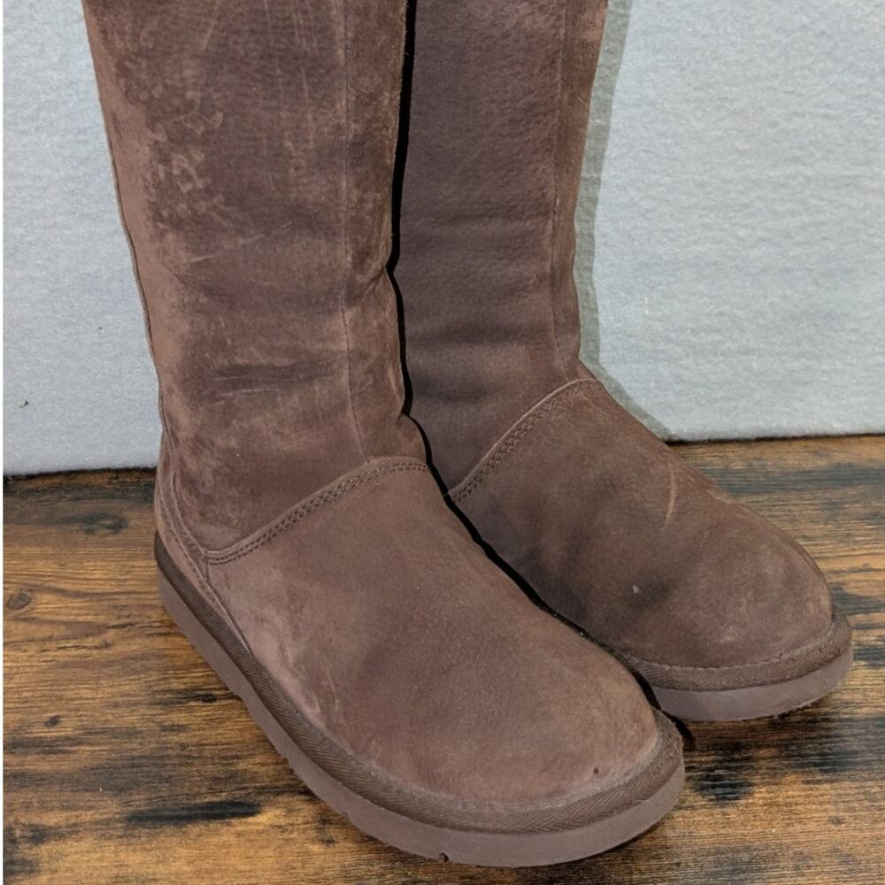 UGG Australia Knightsbridge Boots 8 Shearling Lined Tall Zip Brown Suede Leather